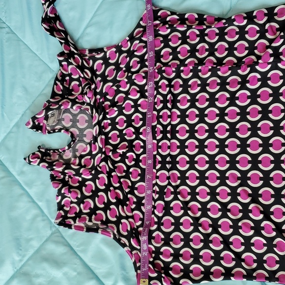 Pink and black polka dot tank - Picture 3 of 5